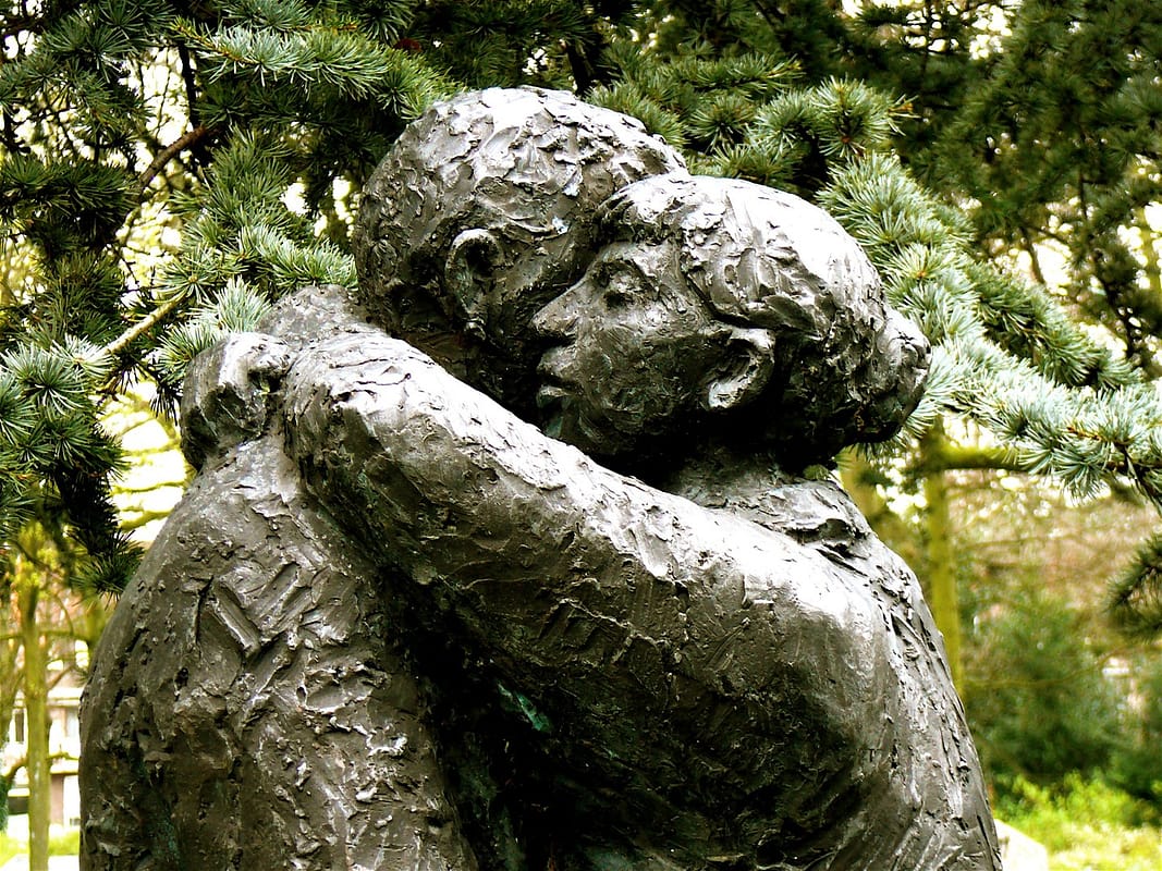 tree-rock-monument-statue-green-botany-1007941-pxhere.com